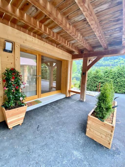 Androsace Appartement Dans Chalet Bois Avec Jacuzzi Privatif Terrasse Et Vue Montagne Les Villards-sur-Thones Bagian luar foto